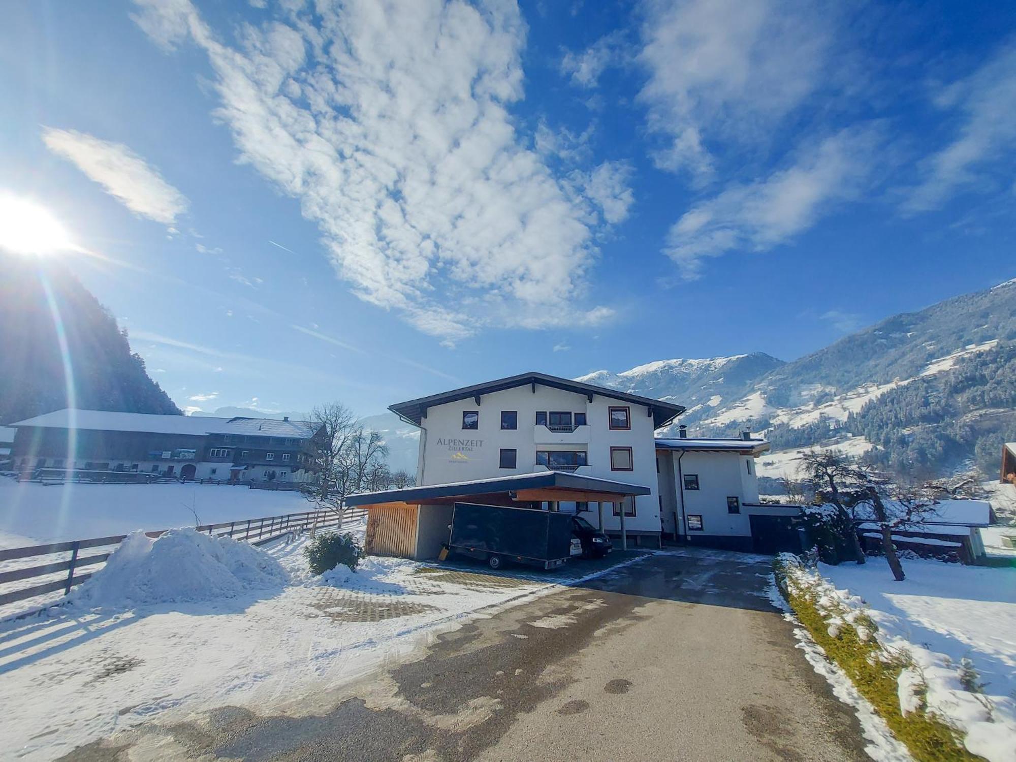 Alpenzeit Zillertal Apartments Zell am Ziller Exterior foto