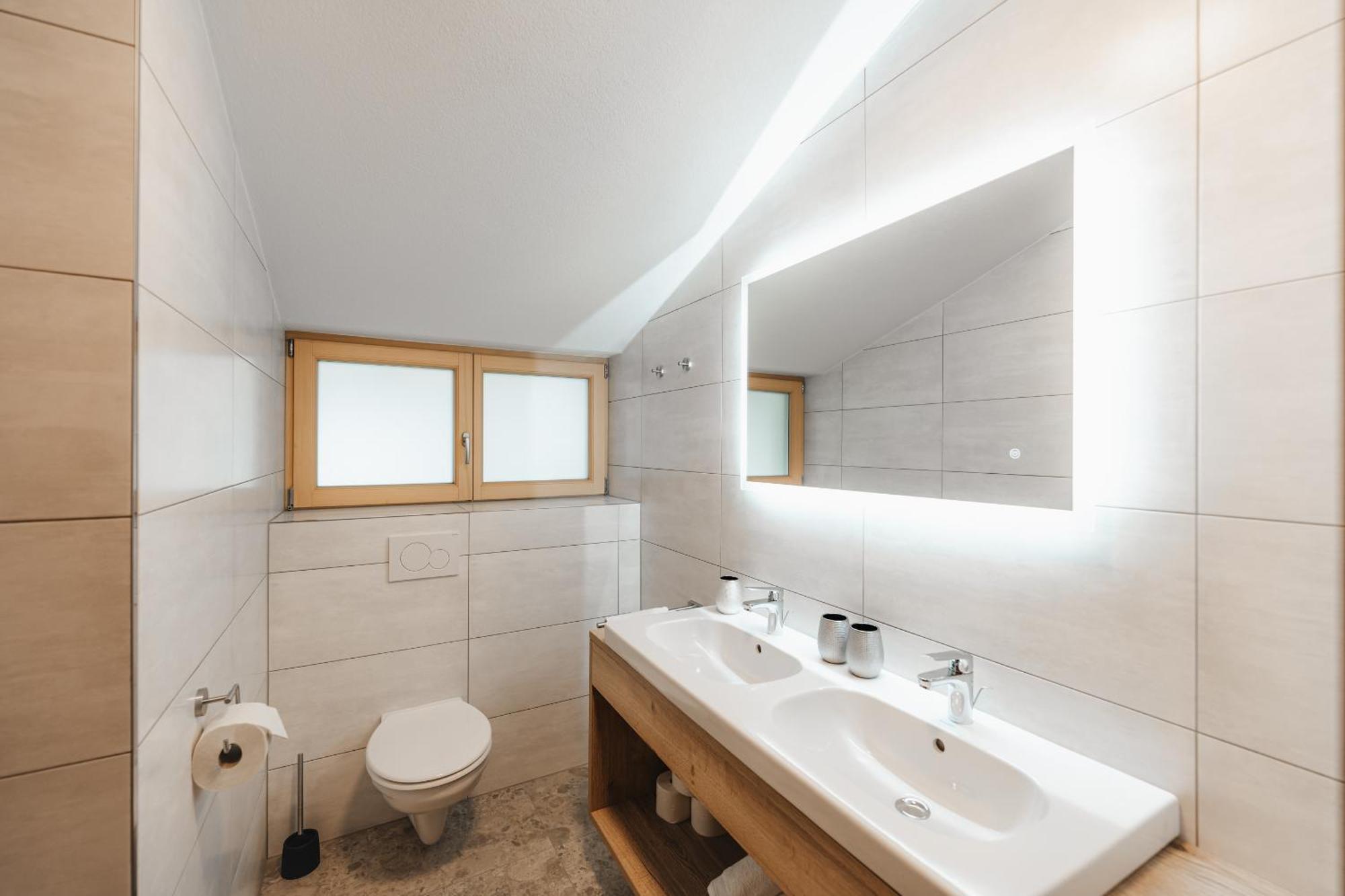 Alpenzeit Zillertal Apartments Zell am Ziller Quarto foto